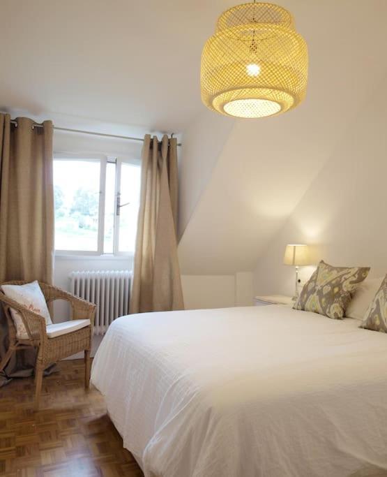 Apartment Precioso Wifi, Aparcamiento, Piscina En *